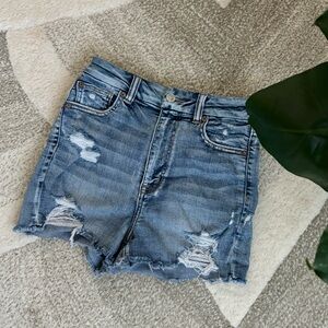AMERICAN EAGLE | High Rise Jean Shorts